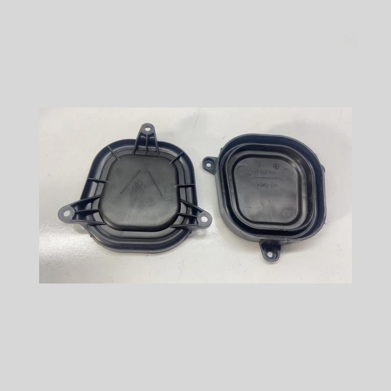 High Quality Car Headlight Cover 2016-2019 OEM Round Headlight Sealing Dust Cover for Audi A4LB9